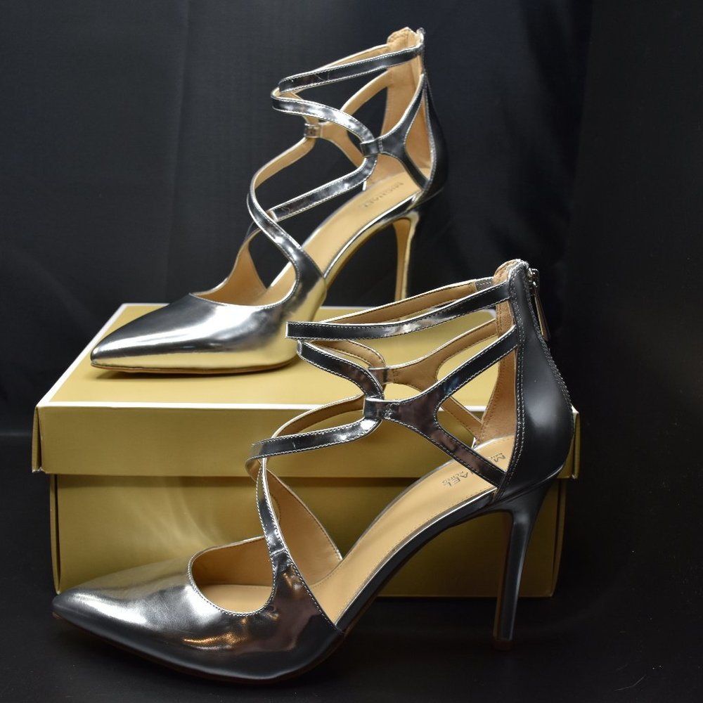 NEW Michael Kors Catia Pump, Size 11, NIB, Silver